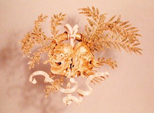 Brosje som tilhører Sarah Bernhardt (1844-1923) (metall og emalje) av French School